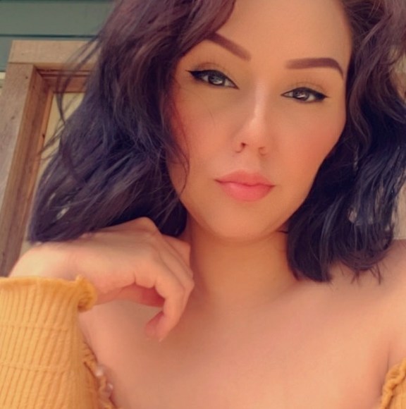 Meet your Posher, Chey - Picture 1 of 1